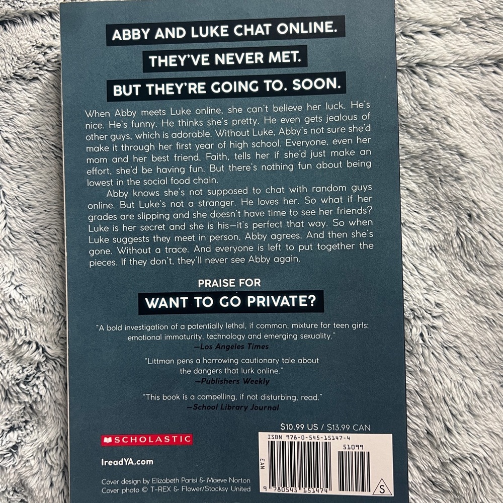 Must-Read Book Bundle - Picture 3 of 7
